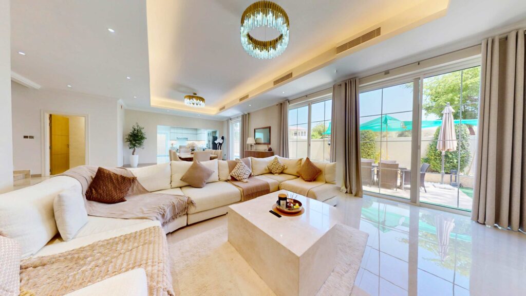 Luxury 4BR + Maids Villa in Flame Tree Ridge – JGE