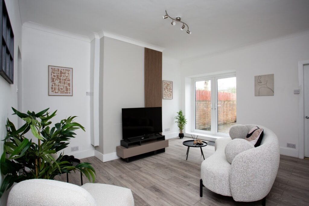 Vacant Nests | The Attwood | Smart Tv | WIFI | OnsStay