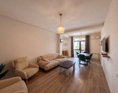 Bright Stylish 2BR Escape in Charming Vera
