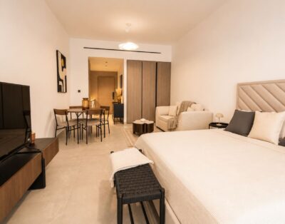 Chic Studio w/ Balcony | AB Cavalier JVC | Pool